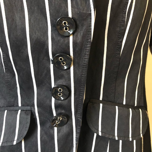 TAIFUN Striped Embroidered Blazer | Medium - Picture 7 of 8